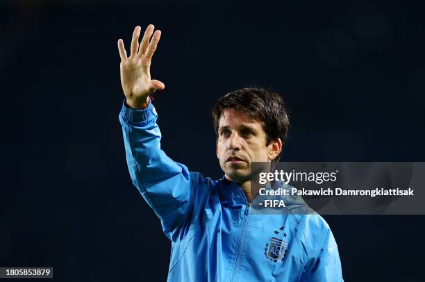 Diego Placente, Head Coach of Argentina, gestures during the FIFA U-17 World Cup Round of 16 match between Argentina and Venezuela at Si Jalak...