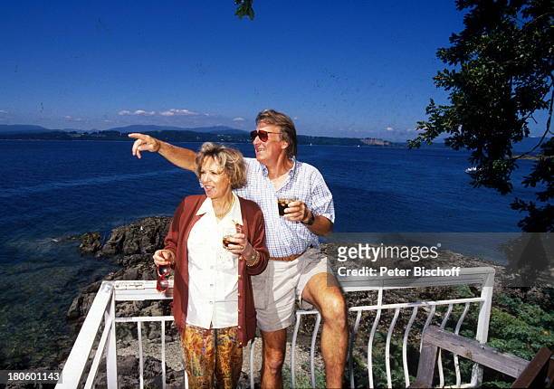 Günther Schramm, Ehefrau Gudrun Thielemann, Vancouver Island/Kanada, Nordamerika, Spaziergang, Terrasse, Ausblick,