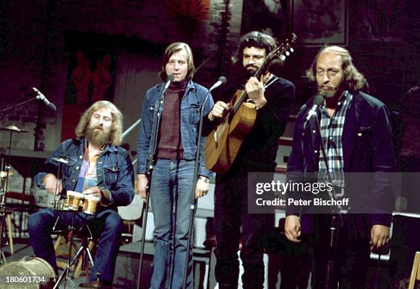 Ingo Insterburg, Peter Ehlebracht, Jürgen Barz, Karl Dall, , ARD/RB-Show "Musikladen", Bremen, Bühne, Auftritt, Musiker, Sänger, singen,...