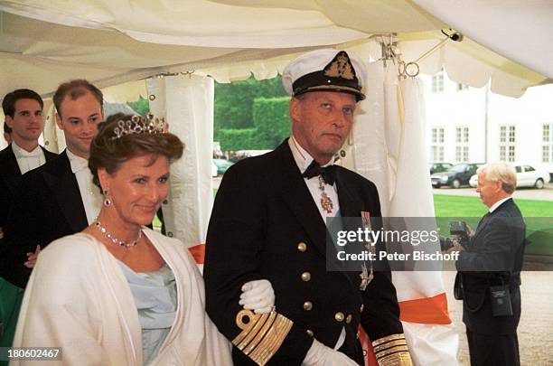 König Harald von Norwegen, Königin Sonja von Norwegen, Hochzeit von Alexandra Rosemarie Ingrid Benedikte zu Sayn-Wittgenstein-Berleburg und Graf...