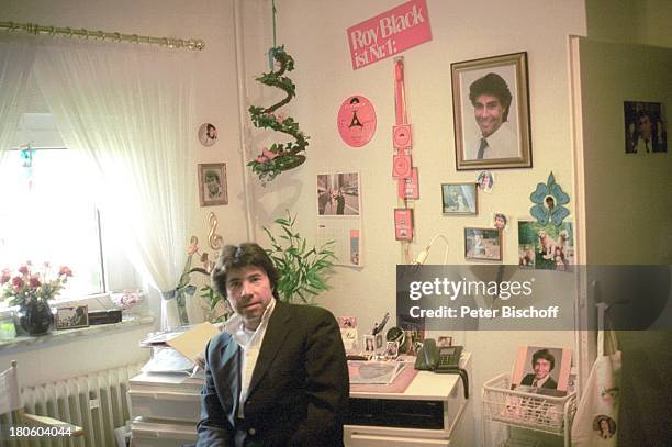 Peter Riach 36 Peter Raisch Photos & High Res Pictures - Getty Images