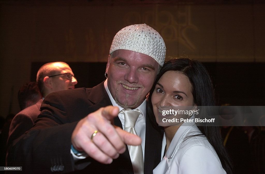 Dj ; tzi, Freundin Sonja Kien, Verleihung "Echo 2002", ICC, Berlin