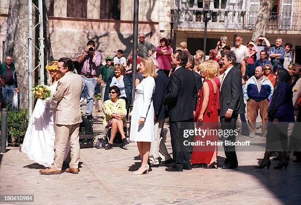 Julia Brendler, George Lenz, Jutta Speidel, Claus Wilcke, Gunter Berger, , ARD-Film "Die Rosenkrieger", Mallorca/Balearen/Spanien, Hochzeit, Braut,...