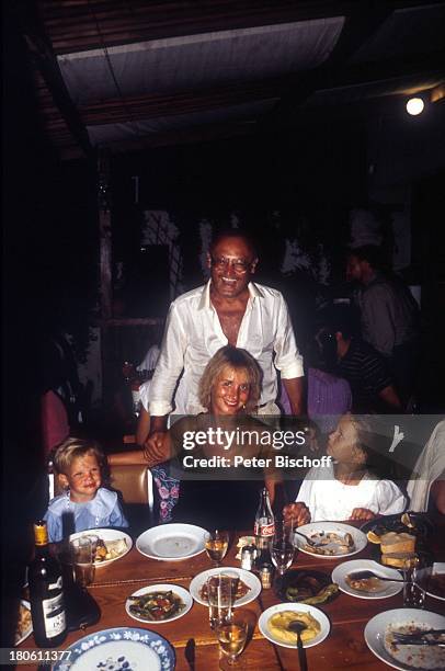 Werner Kreindl , Ehefrau Diana Körner, Tochter Lara Joy , Tochter Jenny Joy , Bodrum/Türkei, Urlaub,. Hotel, Restaurant, Dinner, Abendessen, Speisen,...