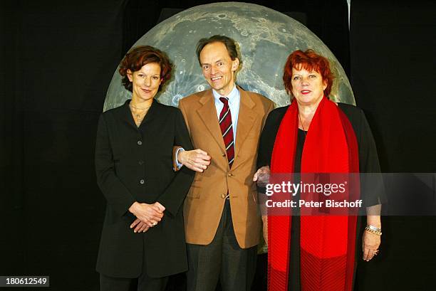 Tanja Ziegler, Winfried Noe, Regina Ziegler , Pressekonferenz zur ARD-Horoskop-Reihe "Im Zeichen der Sterne", Sternkuppel im Planetarium Hamburg,