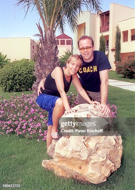 Nadine Spruß, Sascha Heuser Ehemann, Mann, Urlaub, Belek/Türkei, , "Club Aldiana", Sonnenbrille, ;