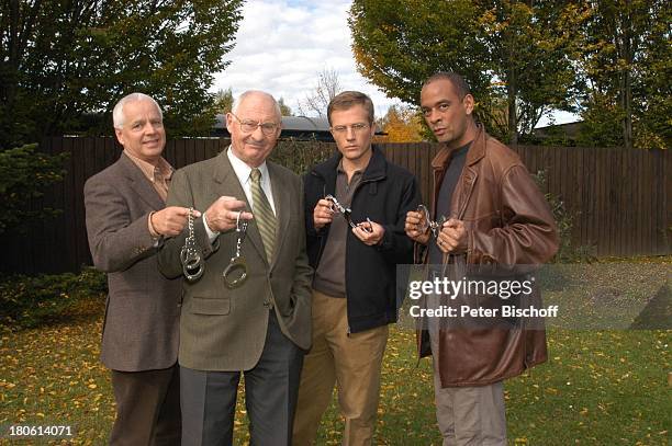 Michael Ande, Rolf Schimpf, Markus Böttcher, Pierre Sanoussi-Bliss , ZDF-Serie "Der Alte", Krimi Rekord, München, , Handschellen,