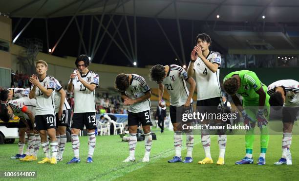 Players of Japan acknowledge the fans after the FIFA World Cup Asian 2nd qualifier match between Syria and Japan at Prince Abdullah Al Faisal Stadium...
