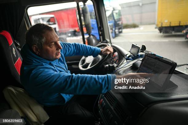 Driver Under Rest 1,482 Truck Driver Rest Stock Photos, High-Res Pictures, and Images ...