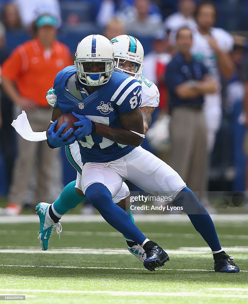 Miami Dolphins v Indianapolis Colts