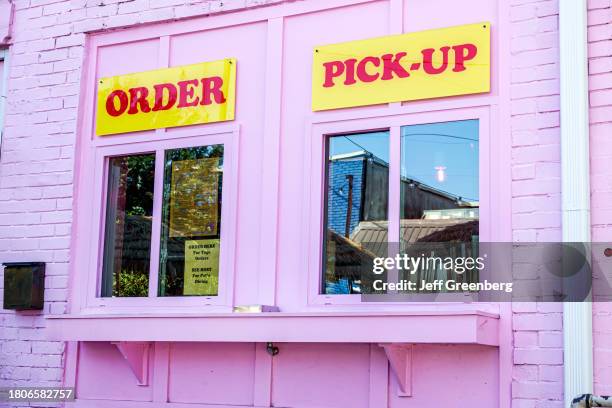 Pick Up Window Layout 120 Restaurant Pickup Window Stock Photos, High-Res Pictures, and ...