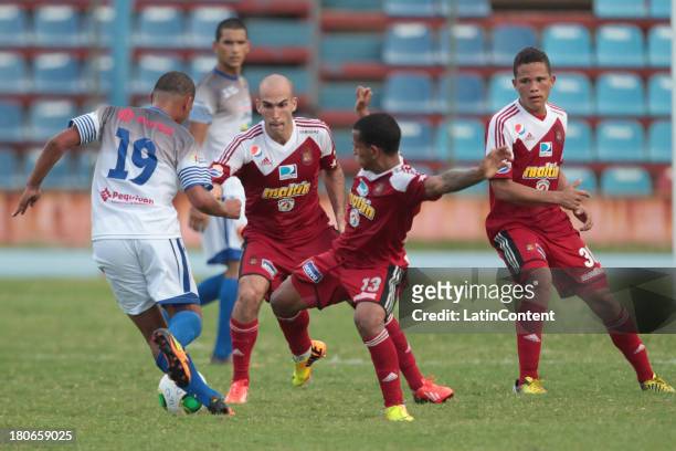 Victor Villarreal of Zulia FC in action during a match between Zulia FC and Caracas FC as part of the Torneo Apertura 2013 on September 15, 2013 in...
