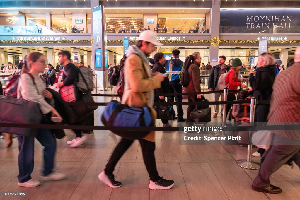 Record Travel Expected For The Thanksgiving Holiday This Year