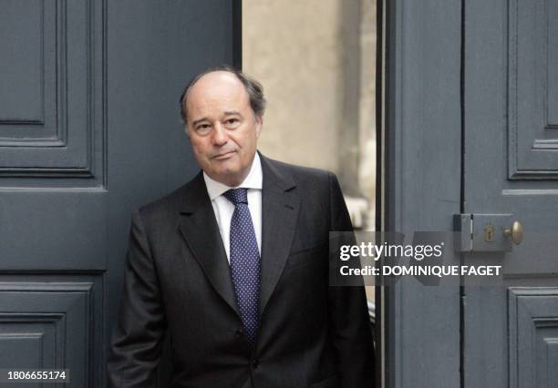 Head of the Leftwing radical party Jean-Michel Baylet is seen after a meeting with French president-elect Nicolas Sarkozy, 15 May 2007 in Paris....