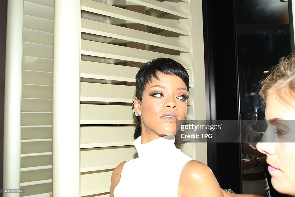 Rihanna in HK