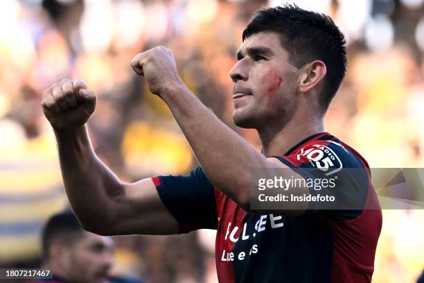 Ruslan Malinovskyj of Genoa CFC celebrates after scoring the goal of 1-1 during the Serie A football match between Frosinone Calcio and Genoa CFC....