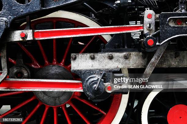 vintage train wheel - history and progress of the steam engine stock pictures, royalty-free photos & images