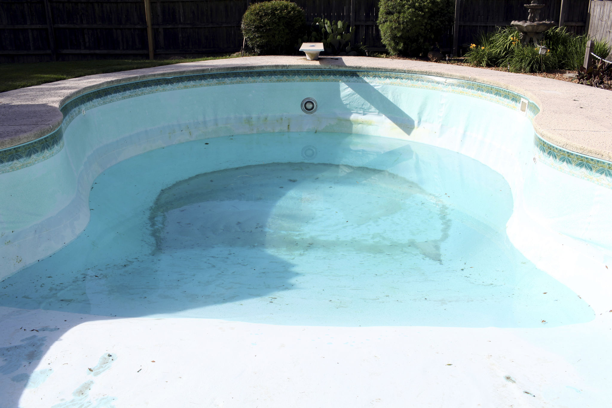 seasonal pool maintenance