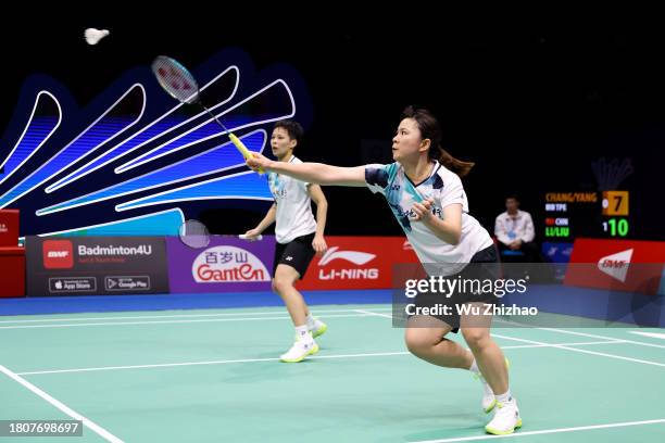 Yang Ching 428 Hui Yang Stock Photos, High-Res Pictures, and Images - Getty Images