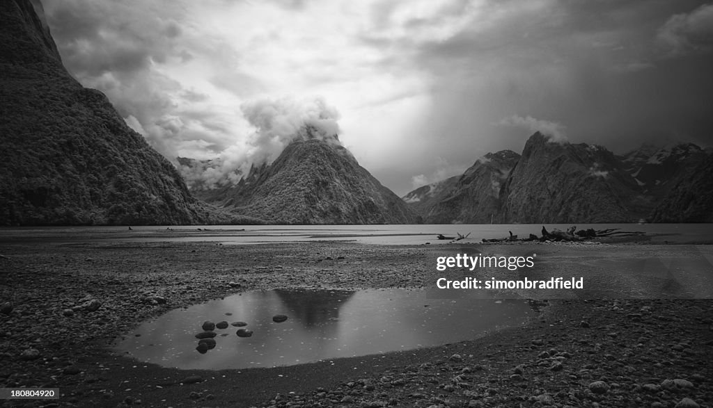 Milford Sound & Bianco Nero