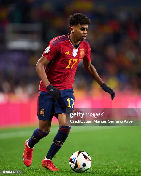 Lamine Yamal of Spain in action during the UEFA EURO 2024 European