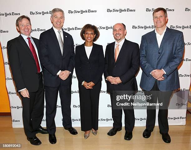 Scott Kinney Capella University Photos and Premium High Res Pictures - Getty Images