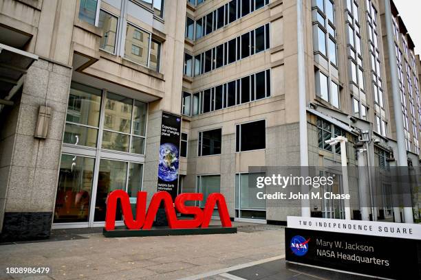nasa headquarters, washington, d.c. (usa) - nasa logo stock pictures, royalty-free photos & images