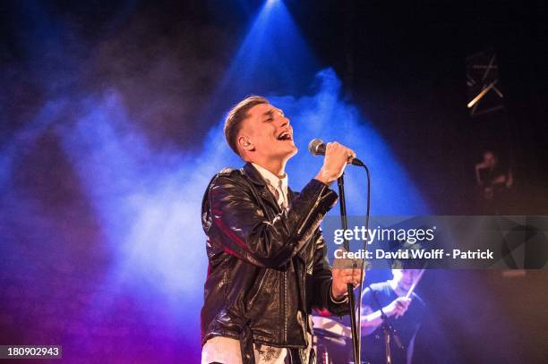 Azier 55 Thomas Azier Photos & High Res Pictures - Getty Images