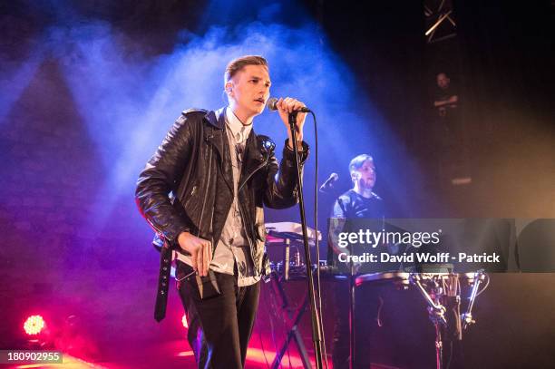 Azier 55 Thomas Azier Photos & High Res Pictures - Getty Images