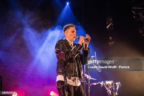 Azier 55 Thomas Azier Photos & High Res Pictures - Getty Images