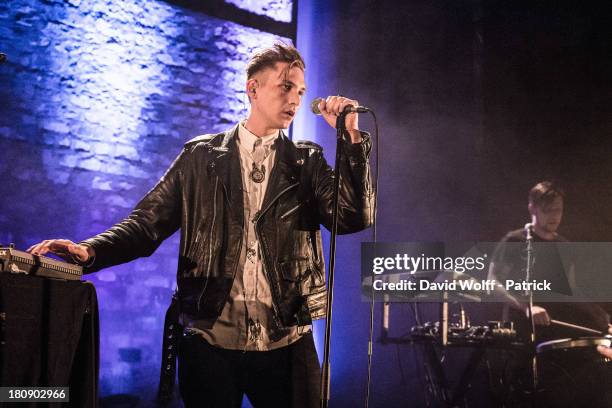 Azier 55 Thomas Azier Photos & High Res Pictures - Getty Images
