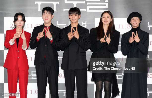 South Korean actor Ha Da-in, Pyo Ji-hoon, Choi Min-ho, Choi Ji-woo and singer Jeong Dong-Won attend the press conference for Korean movie "New...
