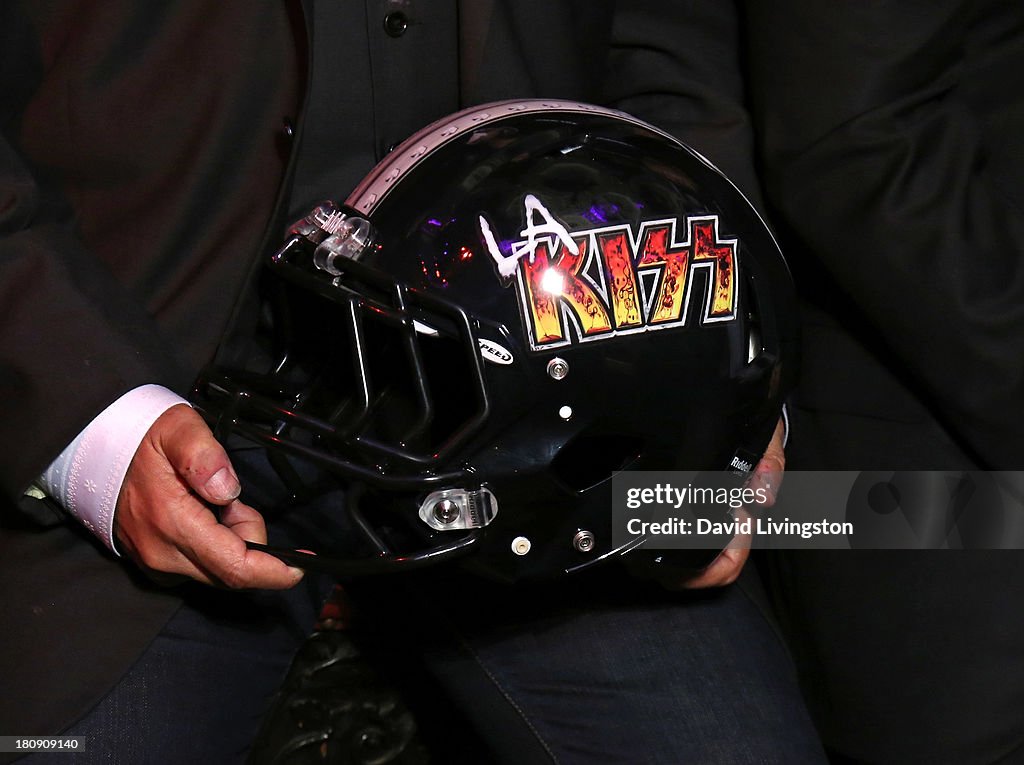 Gene Simmons And Paul Stanley Announce First Ever AFL Head Coach For The New LA KISS Los Angeles Arena Football Expansion Team