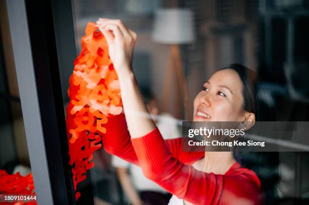 oui~~le nouvel an chinois arrive. - nouvel an chinois photos et images de collection