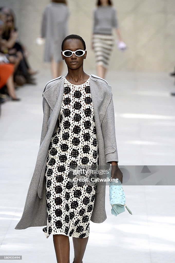 Burberry Prorsum - Runway RTW - Spring 2014 - London Fashion Week