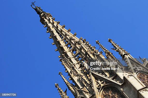 steeple of sainte-eulalie cathedral - barcelona cathedral stock pictures, royalty-free photos & images