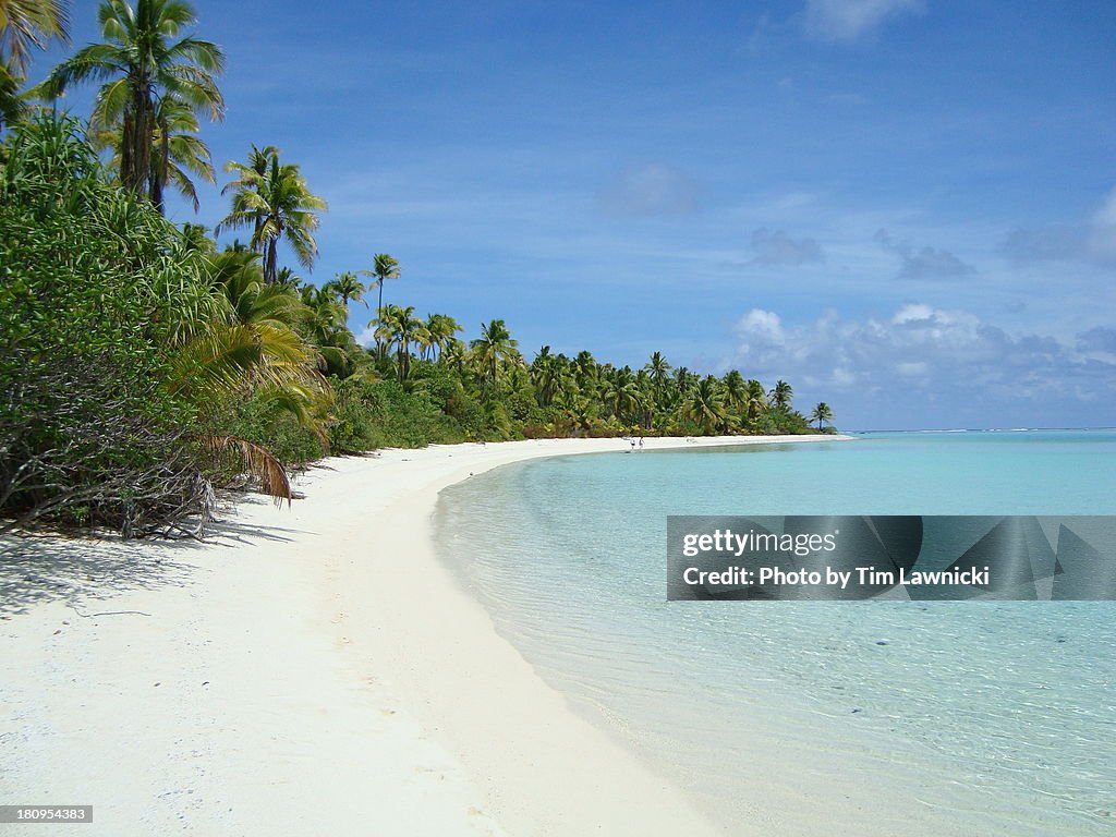 Beach on Tapuaeta'i, Aitutaki