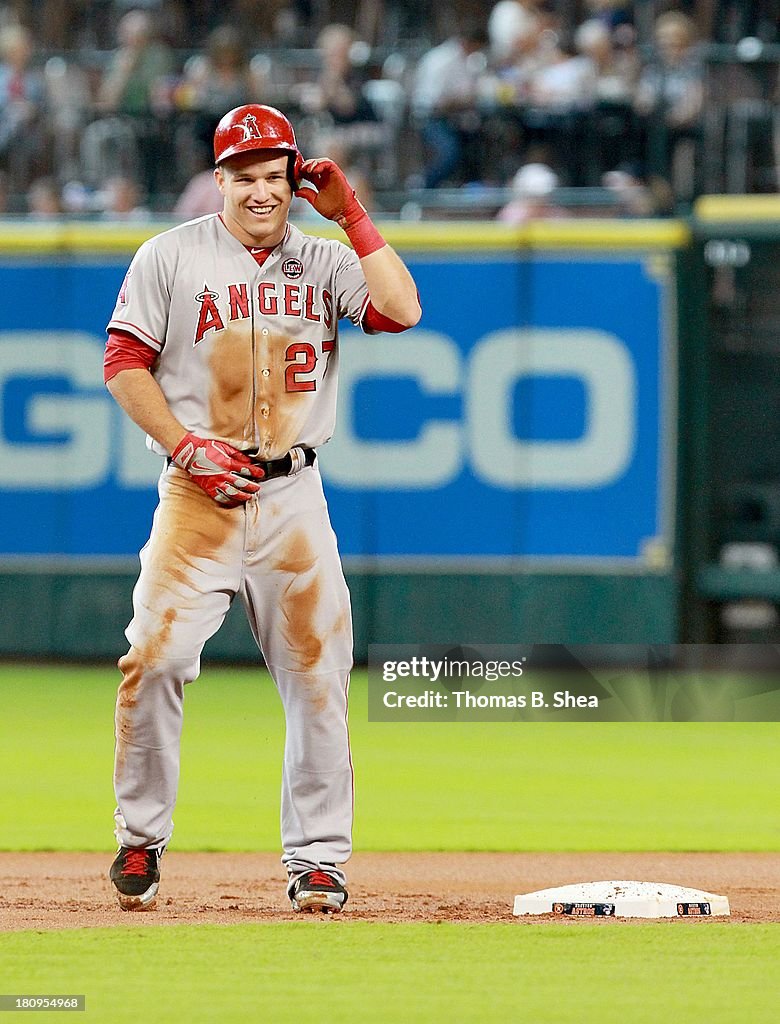 Los Angeles Angels of Anaheim v Houston Astros