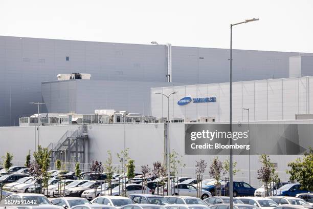 Samsung SDI Co. Plant, converted from plasma screen production to electric vehicle battery production in 2017, in Göd, Hungary, on Tuesday, Aug. 15,...