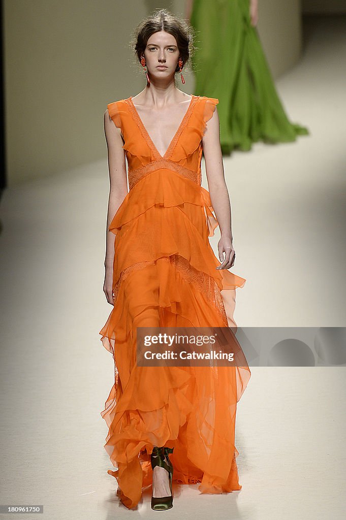 Alberta Ferreti - Runway RTW - Spring 2014 - Milan Fashion Week