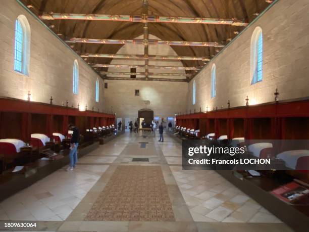 La Grande Salle des "Pôvres" avec des lits à rideaux aux Hospices de Beaune le 1er octobre 2021.