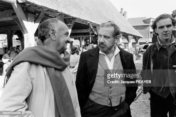 Jean Yanne sur le tournage du film 'Madame Bovary' à Lyons-la-Forêt en septembre 1990