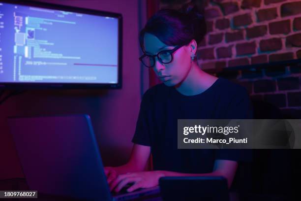 Italian Job Computer Programmer 1,522 Italian Programmer Stock Photos, High-Res Pictures, and Images ...