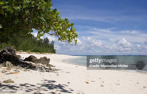 white sanded beach on poda island, krabi, thailand - koh poda stock pictures, royalty-free photos & images