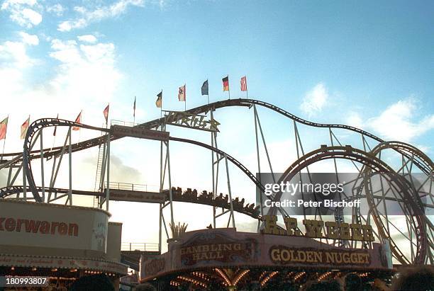 Achterbahn, Looping, Fahrgeschäft, "Bremer Freimarkt", Reise, Bremen, Deutschland, Europa, , Volksfest, Jahrmarkt, Kirmis;