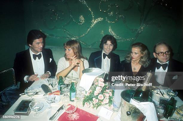 Pierre Brice, , Chris Roberts, , "Deutscher Filmball 1976", München, Bayern, Deutschland, Europa, Hotel "Bayerischer Hof", ;dah;