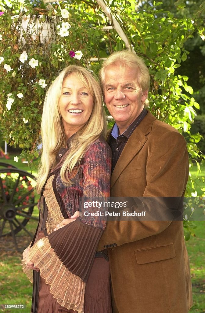 Judith & Mel: Schlager Duo Faces New Tragedy After Series of Hardships Judith & Mel: Schlager Duo Faces New Tragedy After Series of Hardships