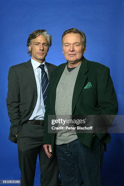 Philipp Brenninkmeyer, Helmut Griem Pressekonferenz zum ARD 3-Teiler, "Liebe, Lügen, Leidenschaften", Hamburg, , ;P-Nr. 1036-2002