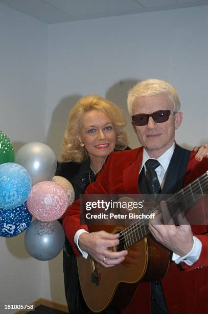 Heino, Ehefrau Hannelore Kramm, Vorfeier zur Silberhochzeit-25.Hochzeitstag, neben der MDR-Show "Stefans Tourneegeplauder" über die "Superhitparade...