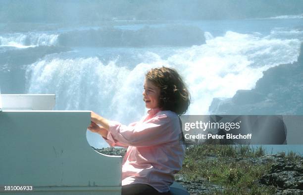 Wasserfall Rondo Wasserfall Schweiz Photos and Premium High Res Pictures - Getty Images